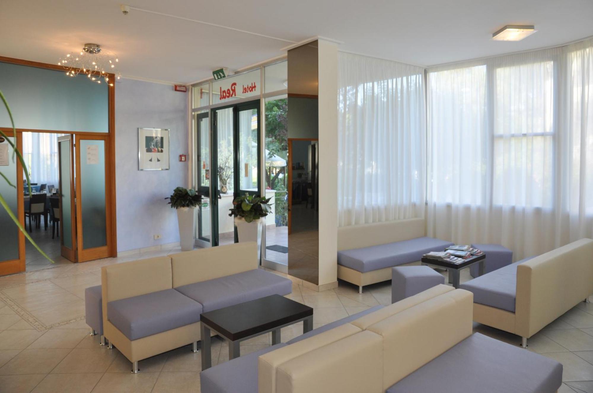 Hotel Real Cervia Kültér fotó
