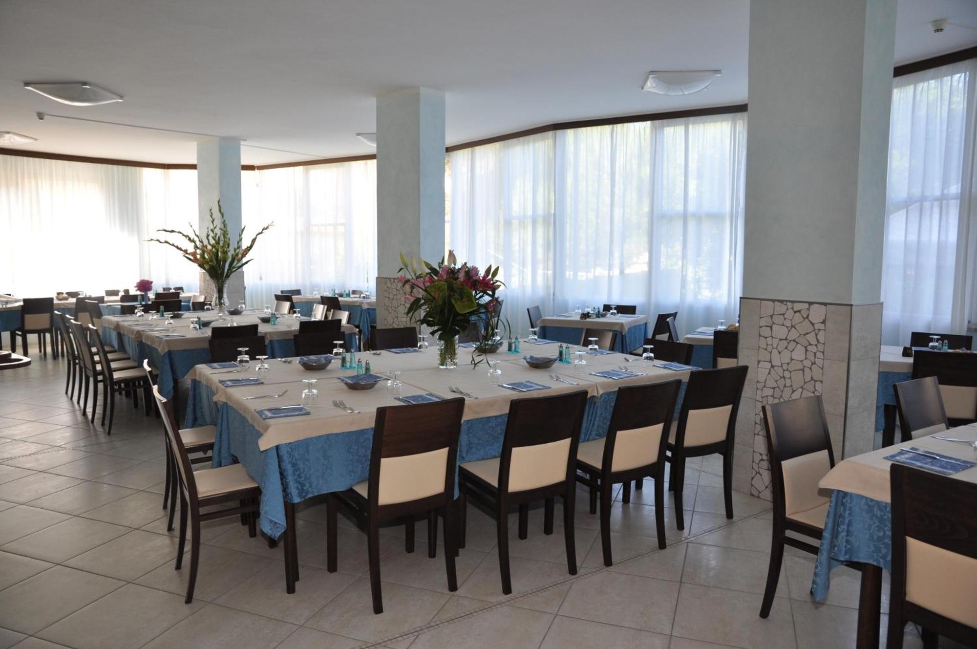 Hotel Real Cervia Kültér fotó