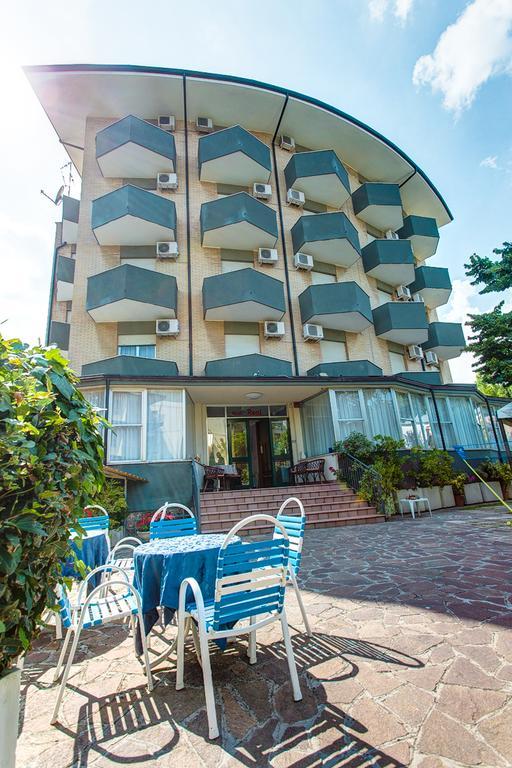 Hotel Real Cervia Kültér fotó