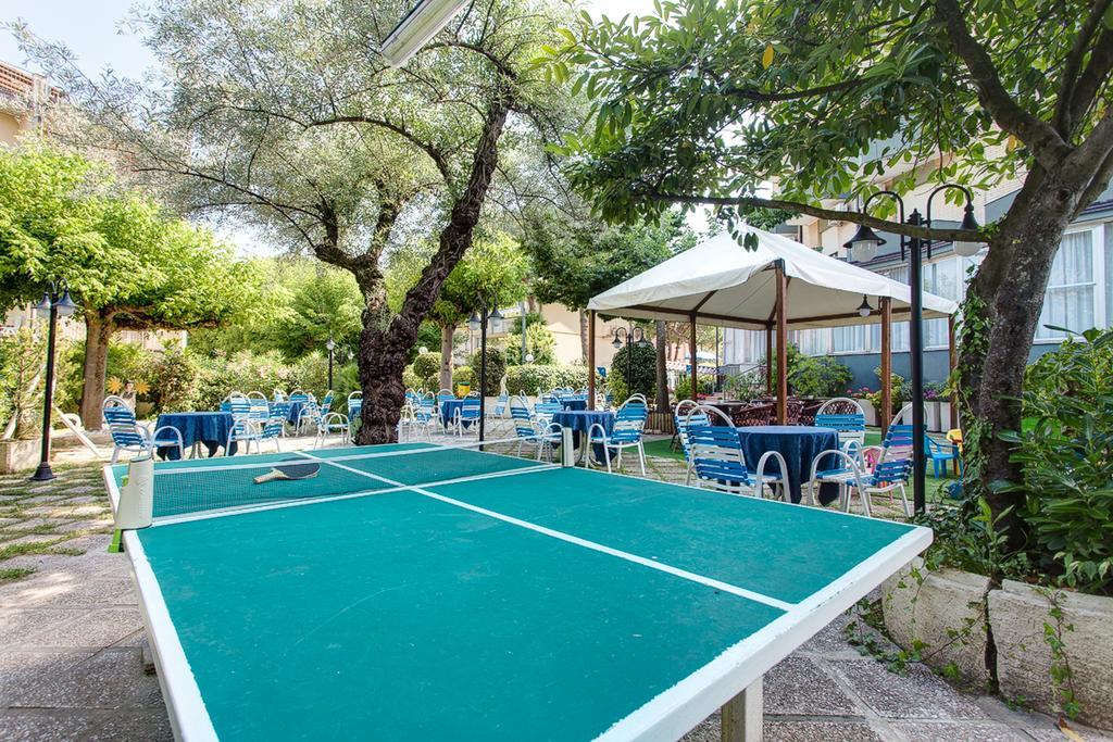 Hotel Real Cervia Kültér fotó
